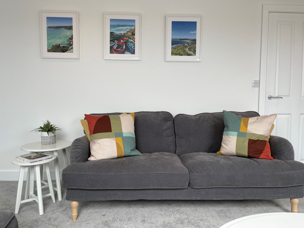 Stunning Penthouse in Penzance “Amazing Sea Views” thumbnail